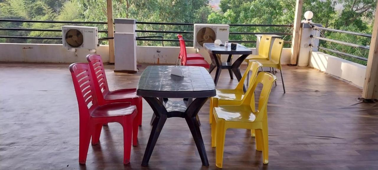 Karla Retreat Resort Lonavla Zewnętrze zdjęcie