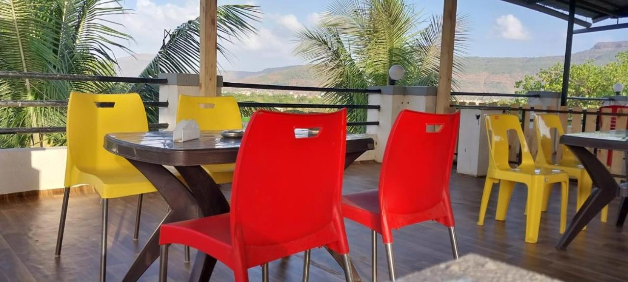 Karla Retreat Resort Lonavla Zewnętrze zdjęcie
