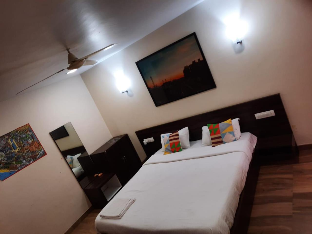 Karla Retreat Resort Lonavla Zewnętrze zdjęcie