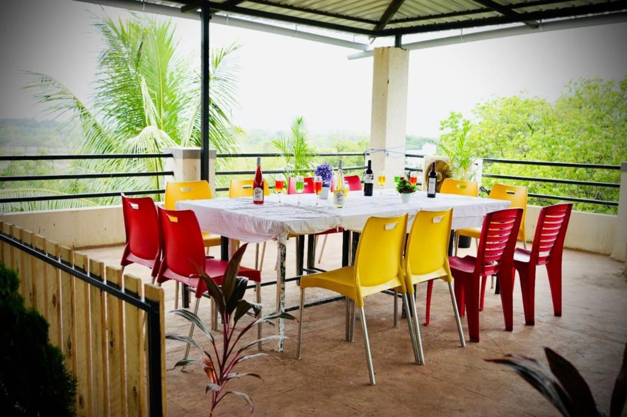 Karla Retreat Resort Lonavla Zewnętrze zdjęcie
