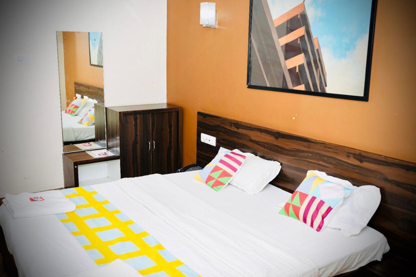 Karla Retreat Resort Lonavla Zewnętrze zdjęcie